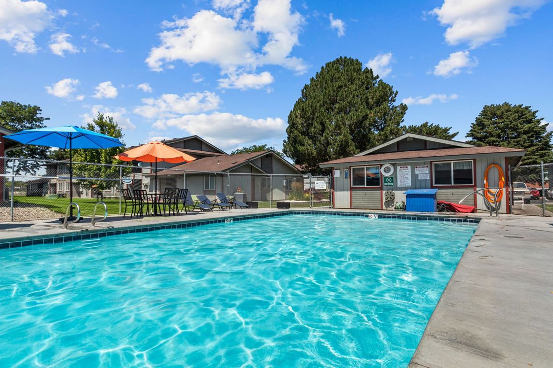 sparkling pool