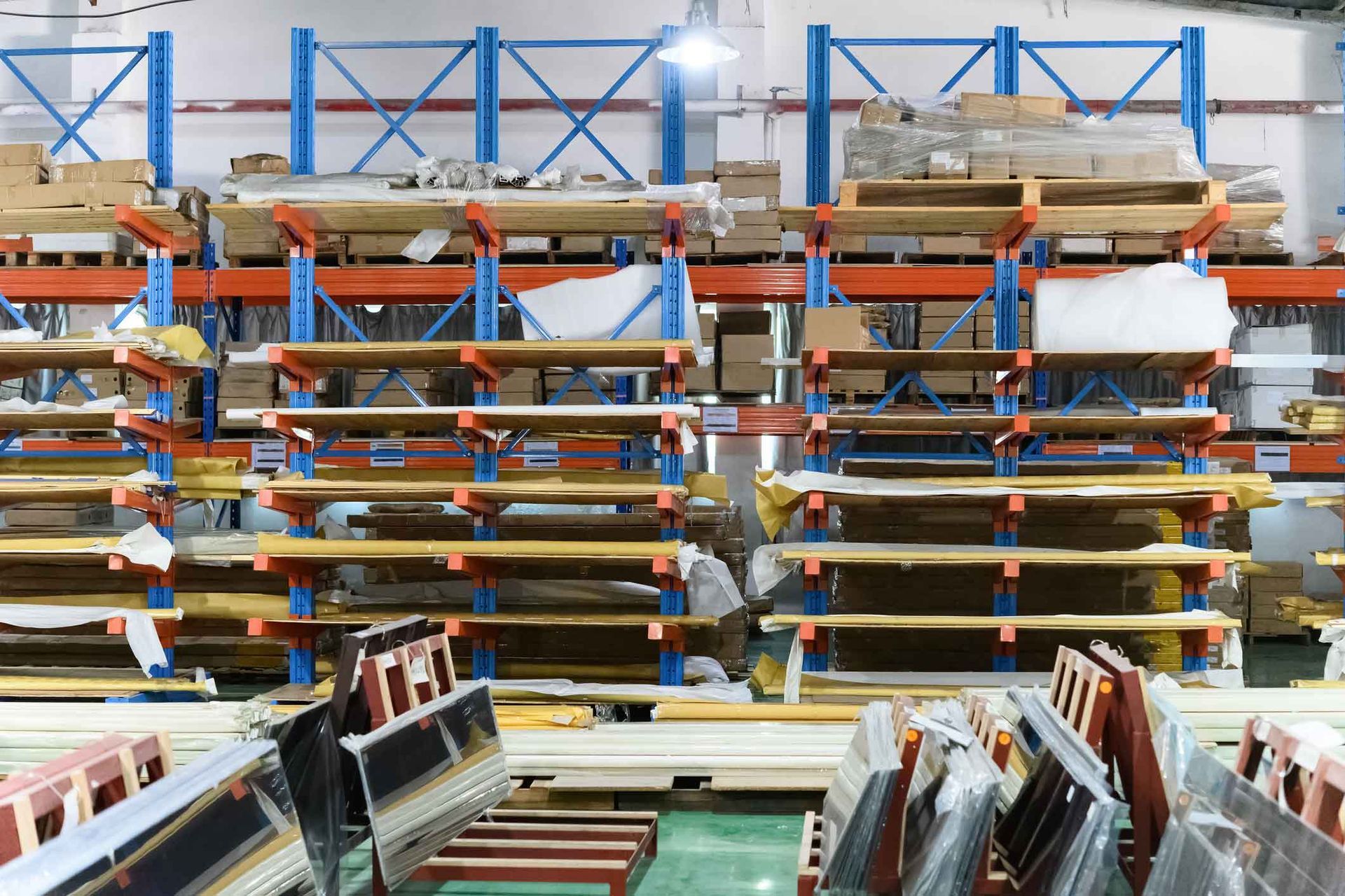 A warehouse filled with lots of shelves and boxes.