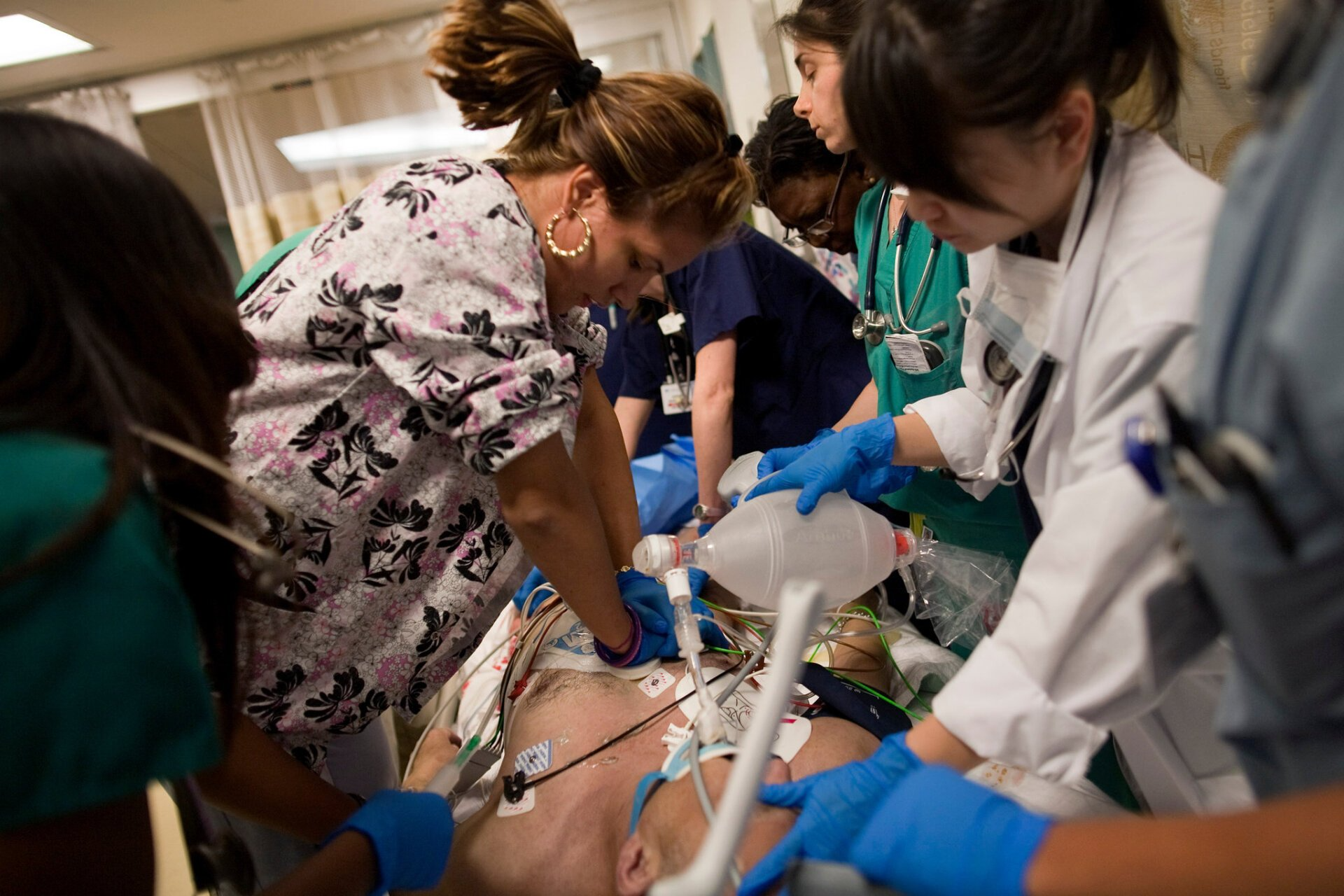 AHA HeartCode ACLS skills session — advanced cardiovascular life support training in Harmony, FL