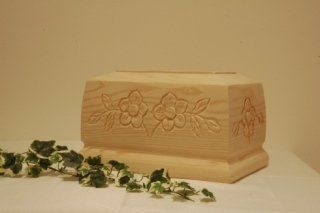 Urna cineraria in legno intarsiato