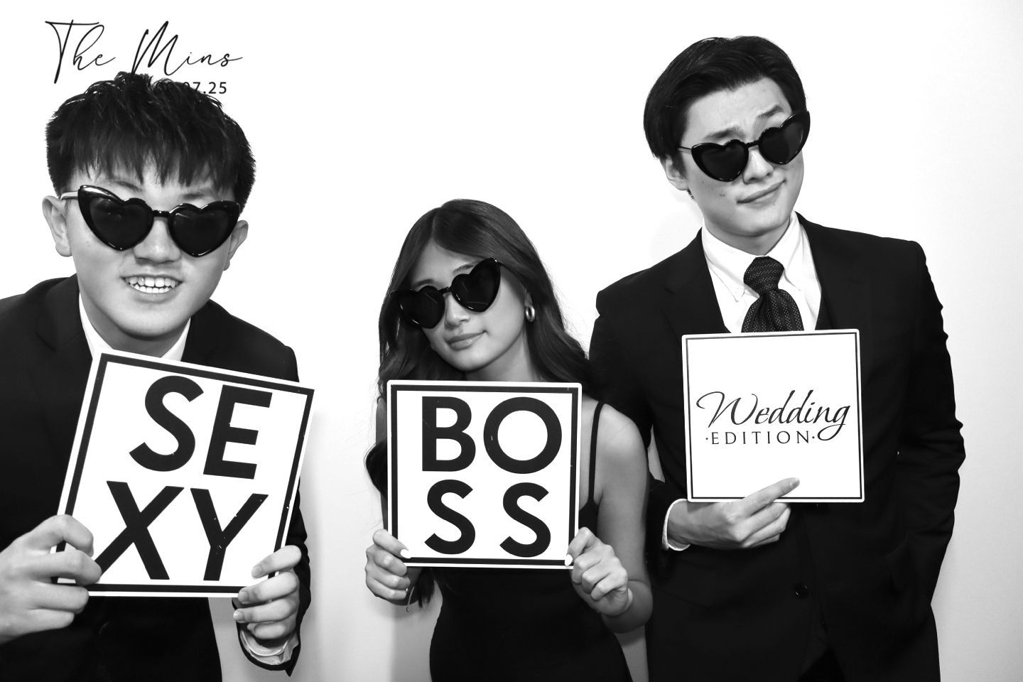 blacl and white glam photo booth at hotel du village in new hope pa