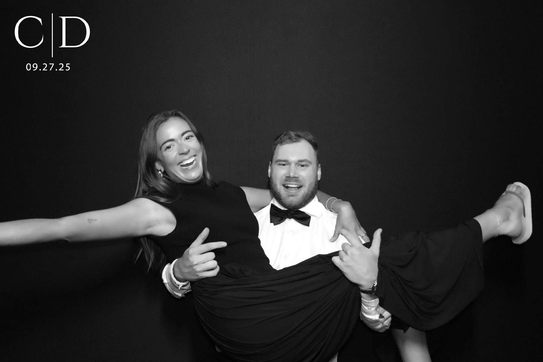 glam photo booth rental newtown pa