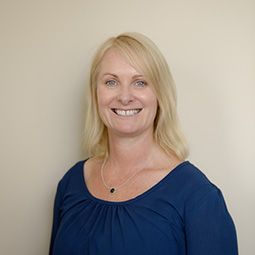 Dr. Gwenda Ward