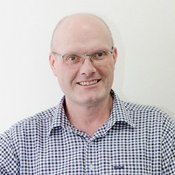 Dr. Graeme McCrory