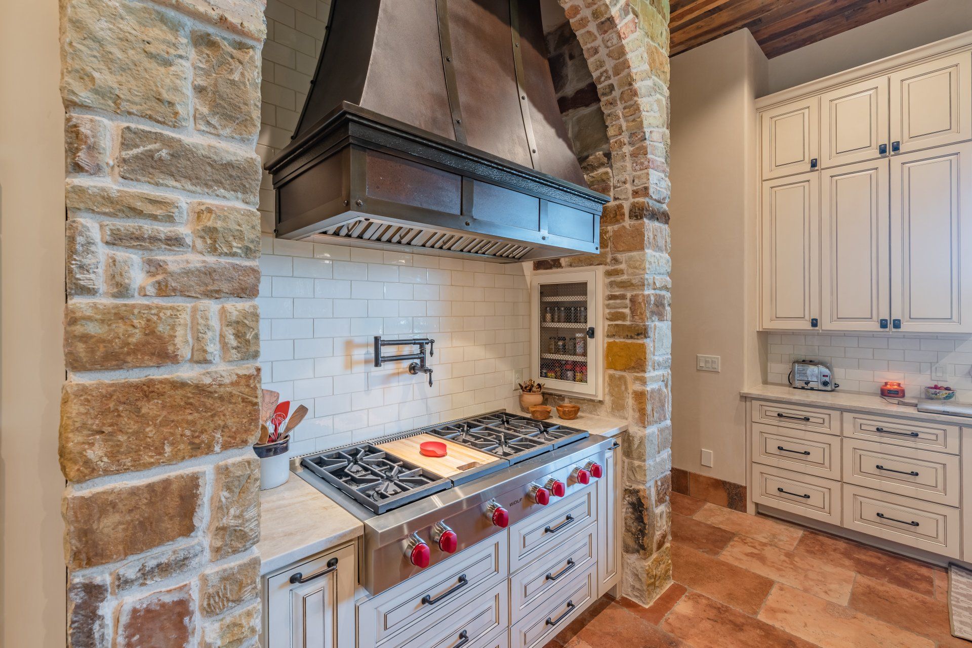 Camp Springs Kitchen | Long Custom Homes | Georgetown, TX 78628