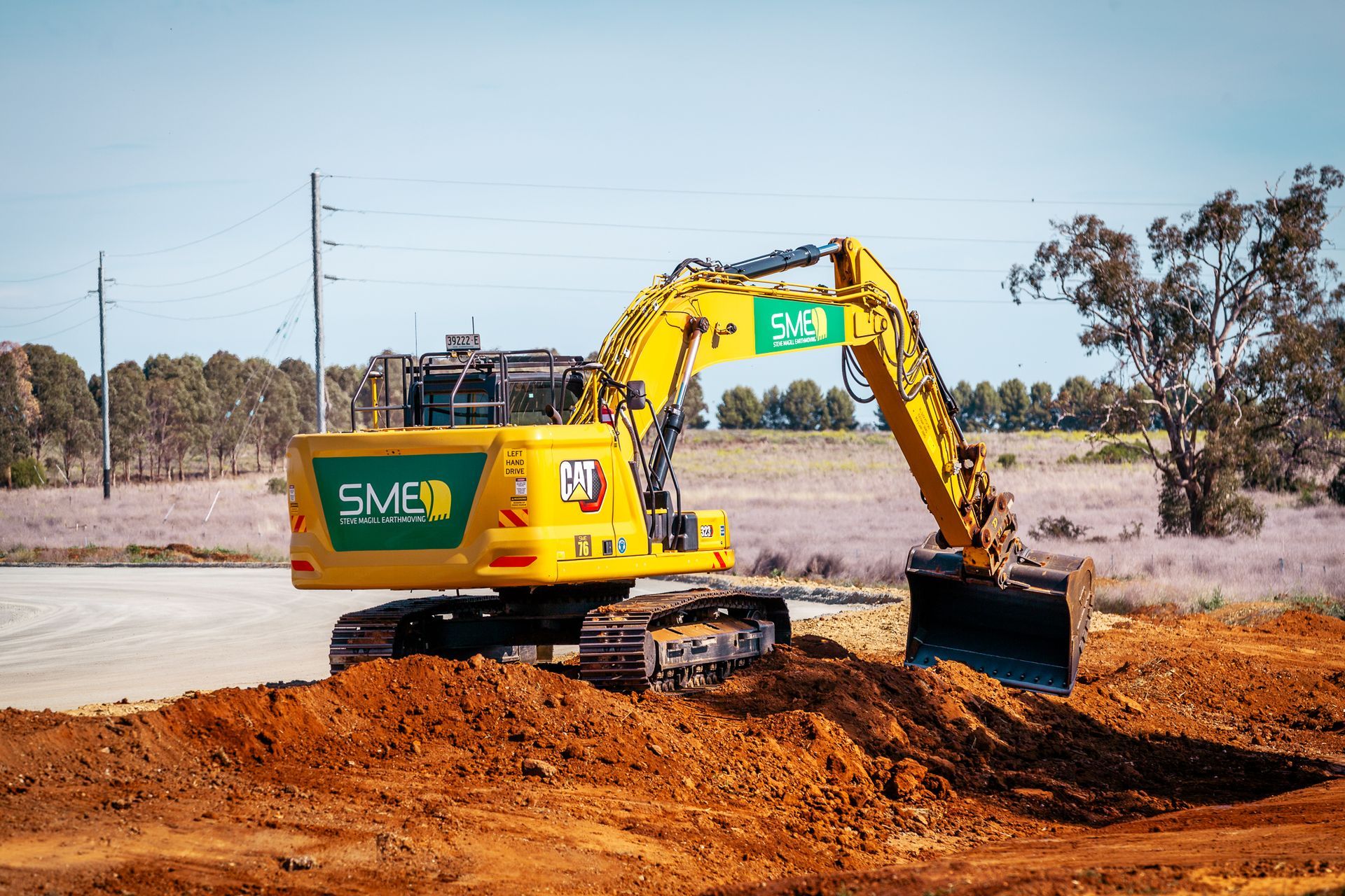 Rock Breaking Excavator — Parkes, NSW — Steve Magill Earthmoving