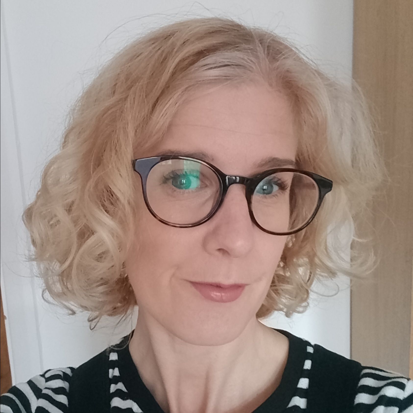 WORKSHOP FROM £3:
How to Win a Writing Competition with Madeleine Armstrong