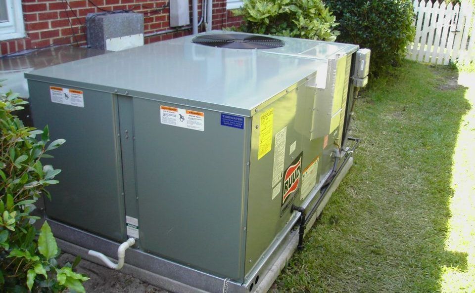 A large air conditioner installed by Tidewater Heating & Air Conditioning in Wilmington, NC