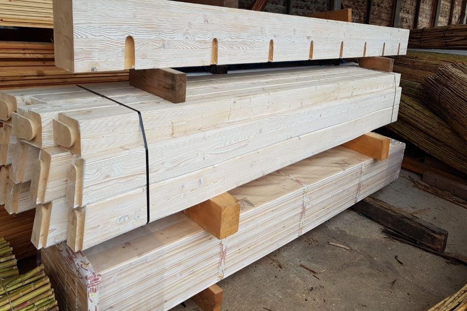 Assi in legno