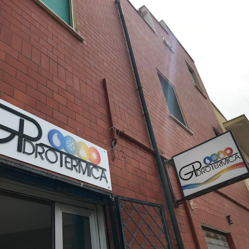 esterno negozio GP Idrotermica