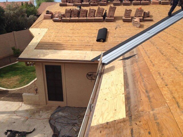 Inspect Roof Decking
