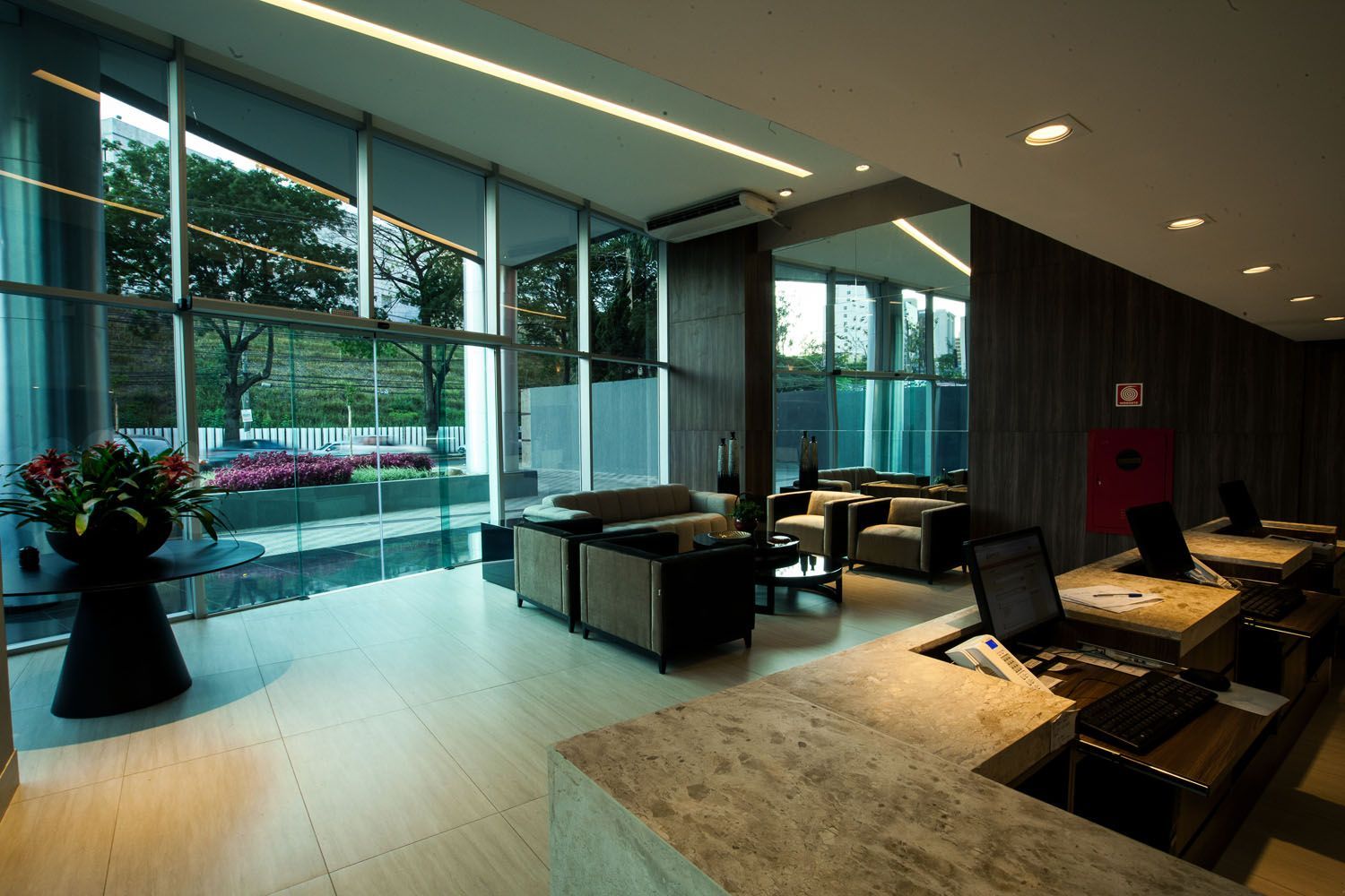 O HOTEL