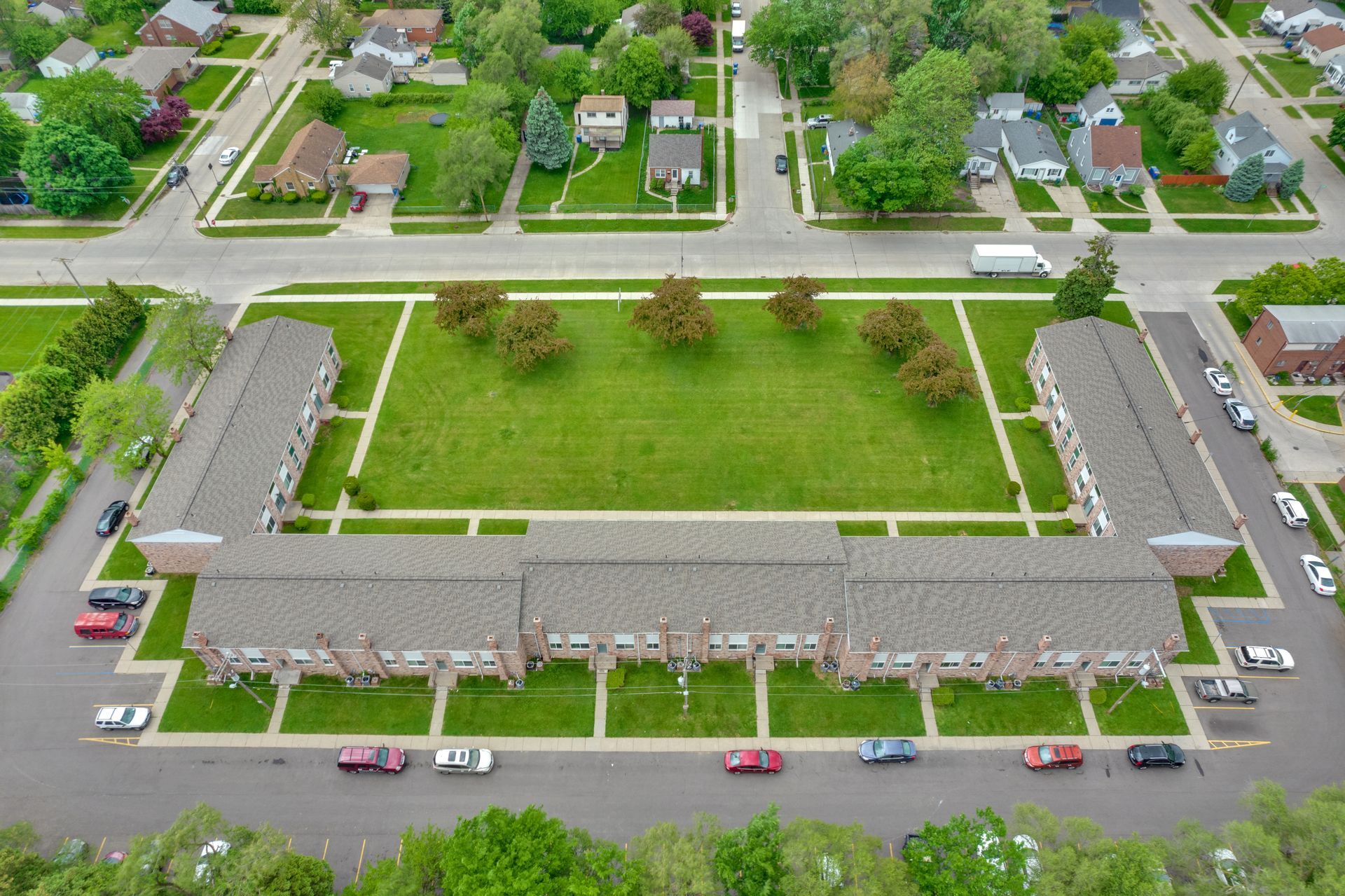 Building complex overview photo