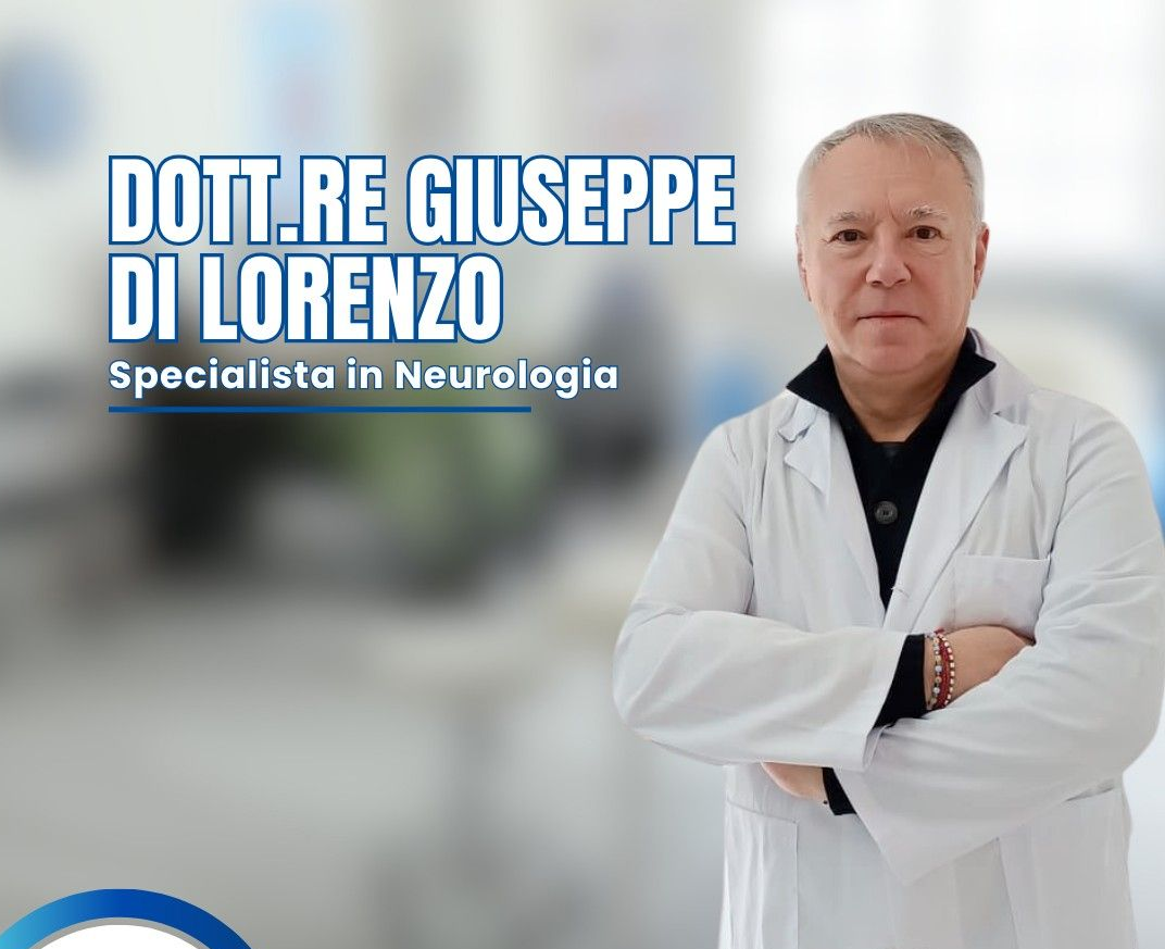 Dott. Re Giuseppe Di Lorenzo, neurologo, in camice bianco, braccia incrociate. Testo in sovrapposizione: Specialista in Neurologia.