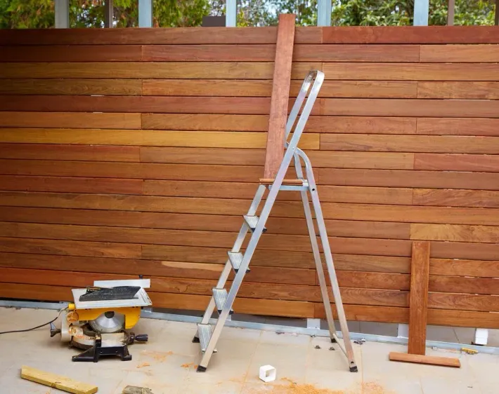 fence installation and fence repair services