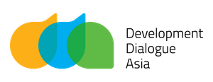 Logo untuk dialog pembangunan asia dengan gelembung ucapan berwarna biru, oranye, dan hijau.