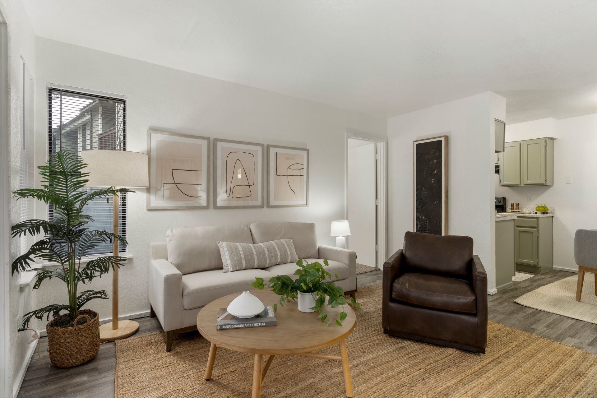 Relaxing Amenities at Hampton Woods Apartments