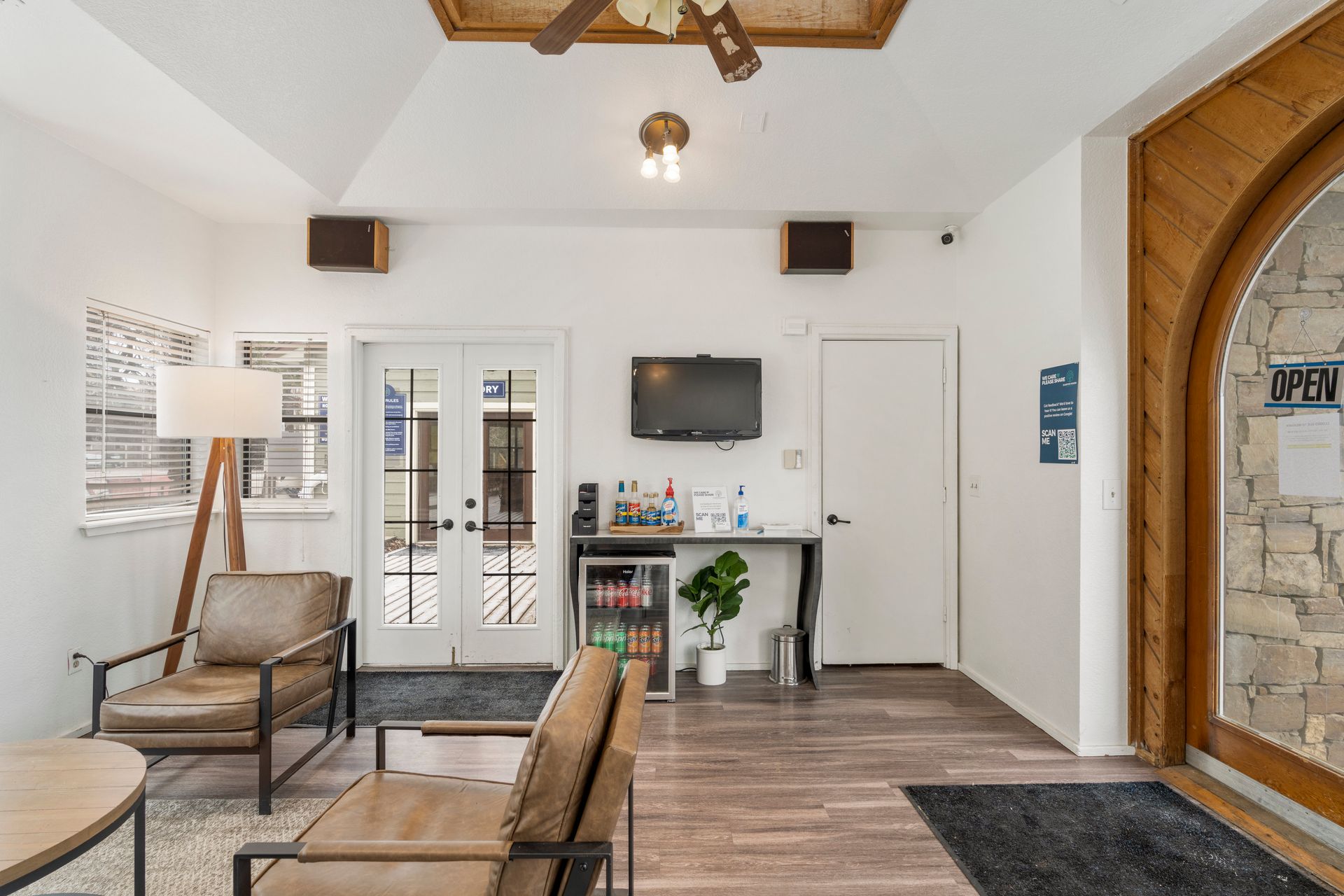 Explore Norman Living Hampton Woods Apartments