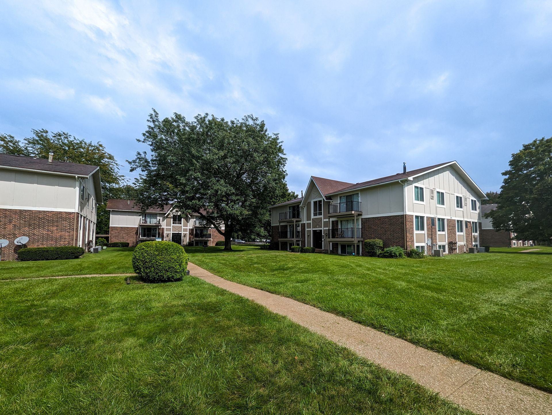 Image showcasing Spacious Apartments in Arlington, VA Near The Pentagon | RiverHouse