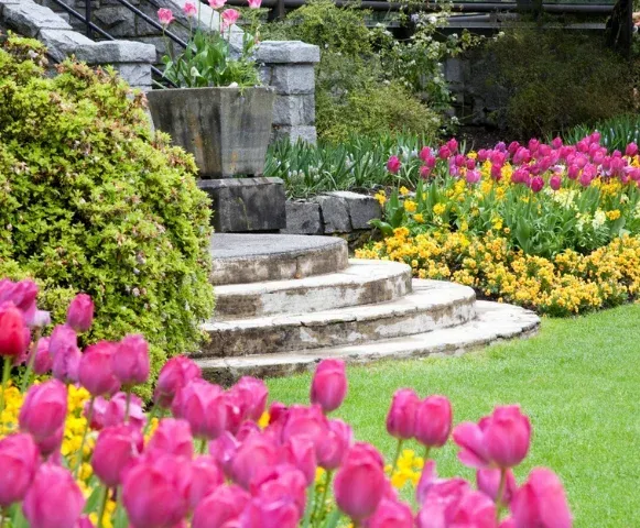 annual flower installation in pinehurst nc