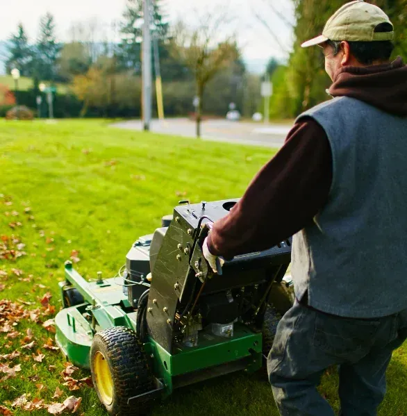 lawn mowing maintenance process pinehurst nc