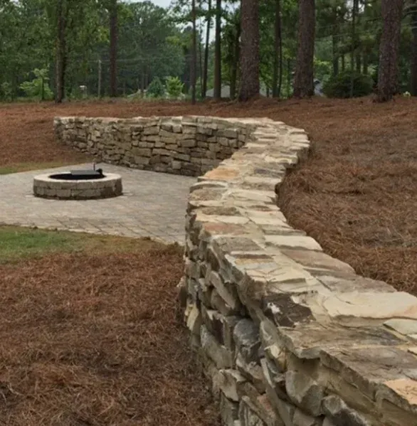 retaining wall installation process in pinehurst nc