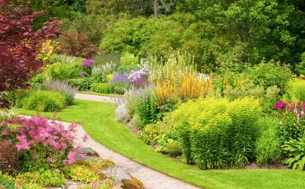 seasonal flower planting in pinehurst nc