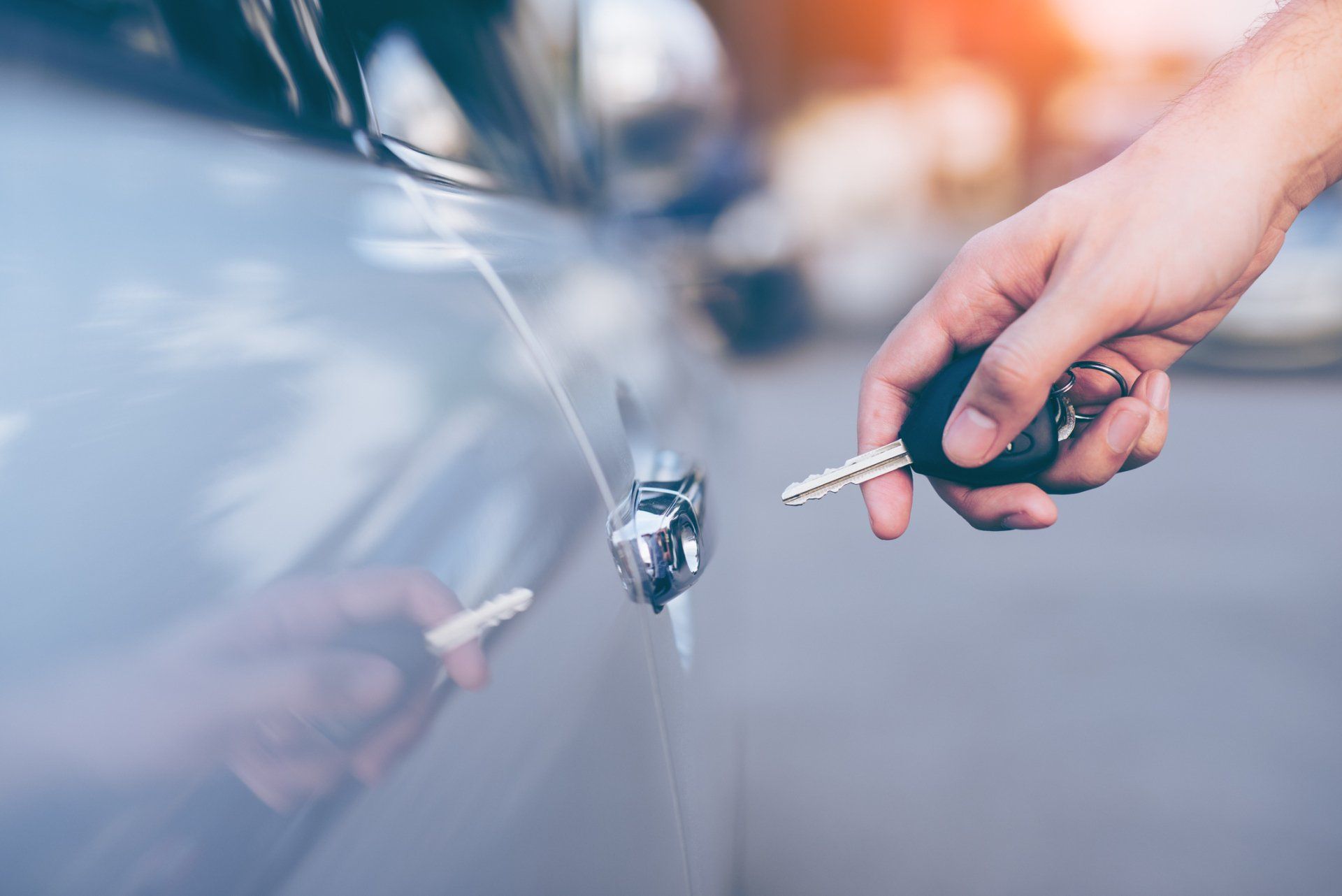 Locksmith Cutting Car Key – Evansville, IN – Conner Lock & Safe