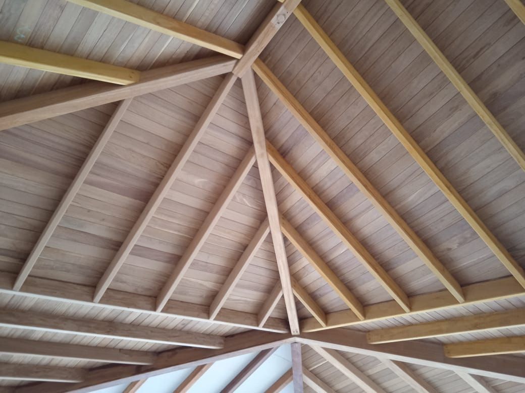 Maderas y Aserríos Nariño, Madera para Techos en Medellín. Vigas de Madera en Medellín. Tablilla y Largueros en Medellín.