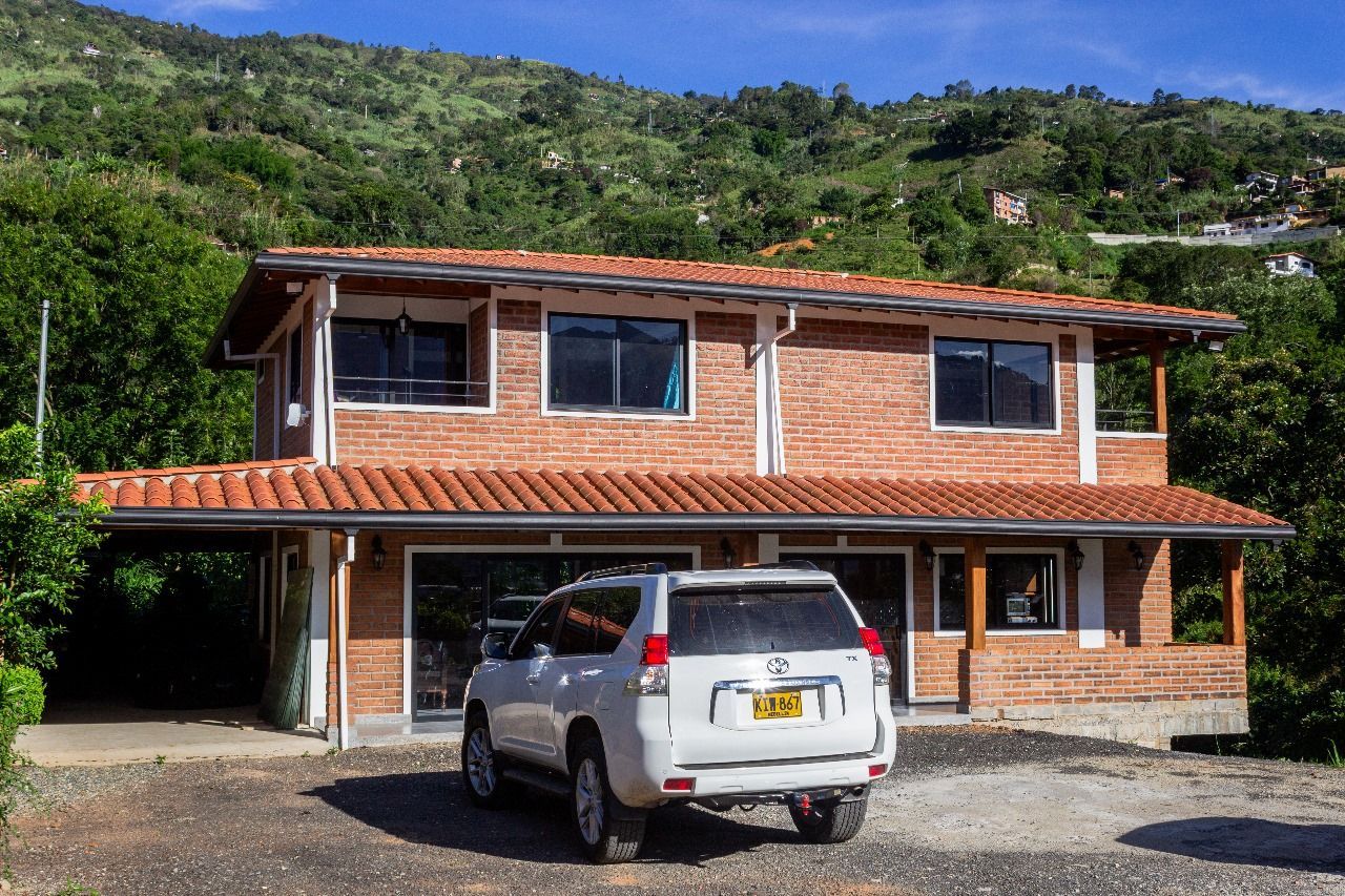 Maderas y Aserríos Nariño, Madera para la construcción de techos en Medellín y Antioquia.