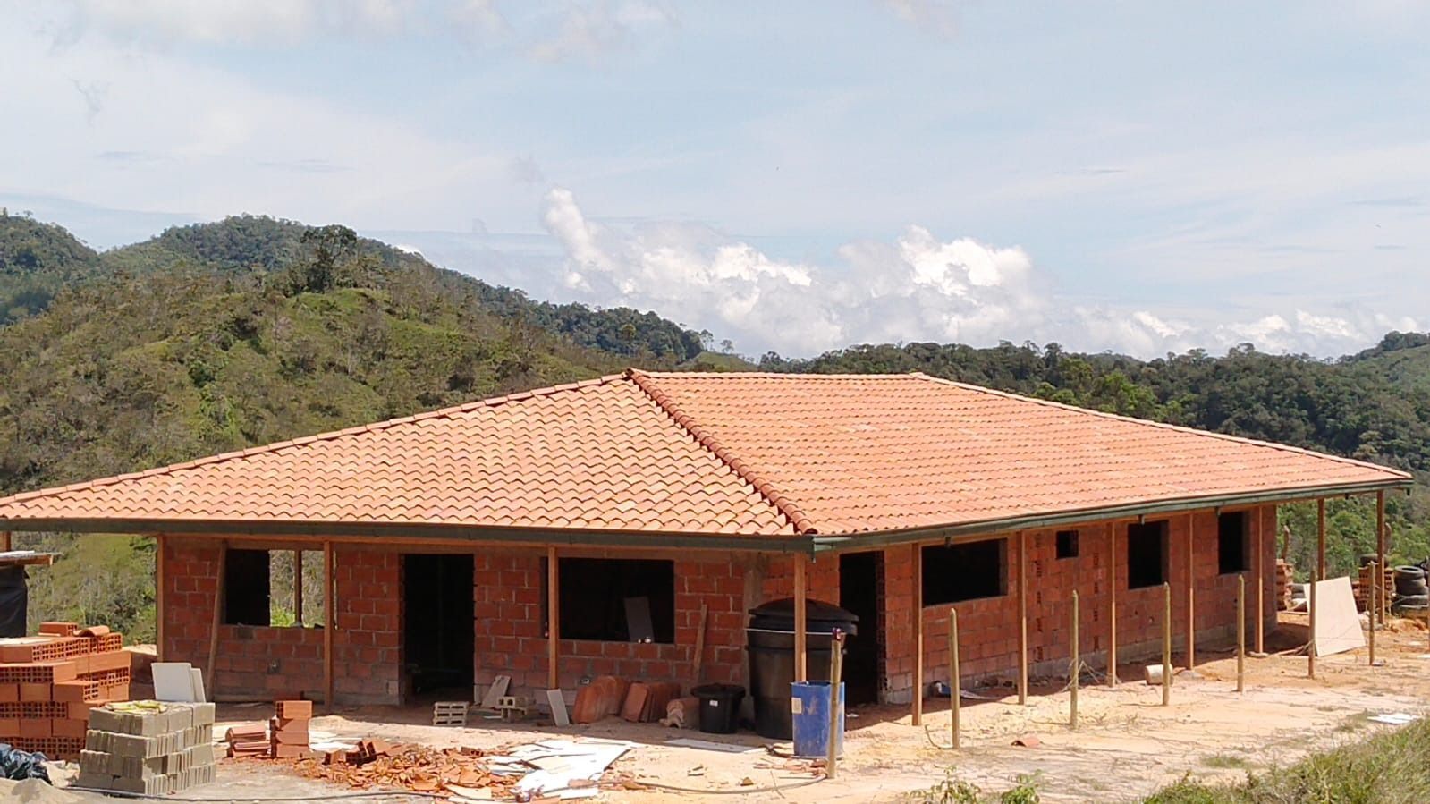 Maderas y Aserríos Nariño, Comercialización de Madera Fina y Común para todo tipo de Obras.