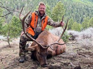 Lone Wolf Guide Service Hunt
