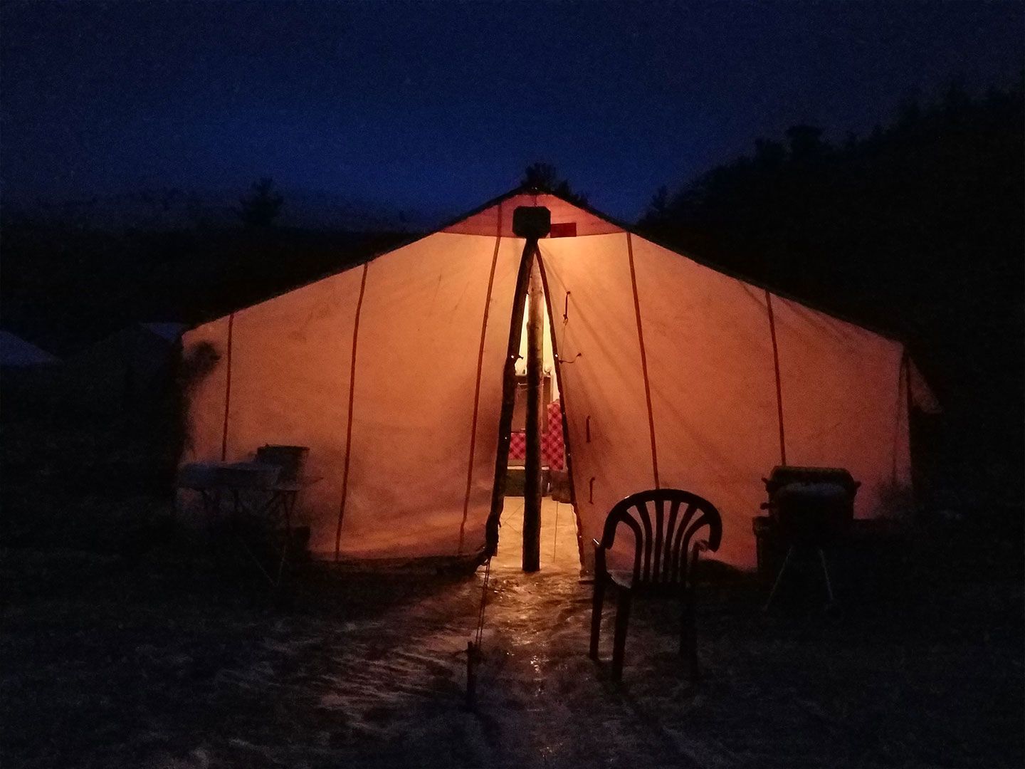 Lone Wolf Guide Service Camp