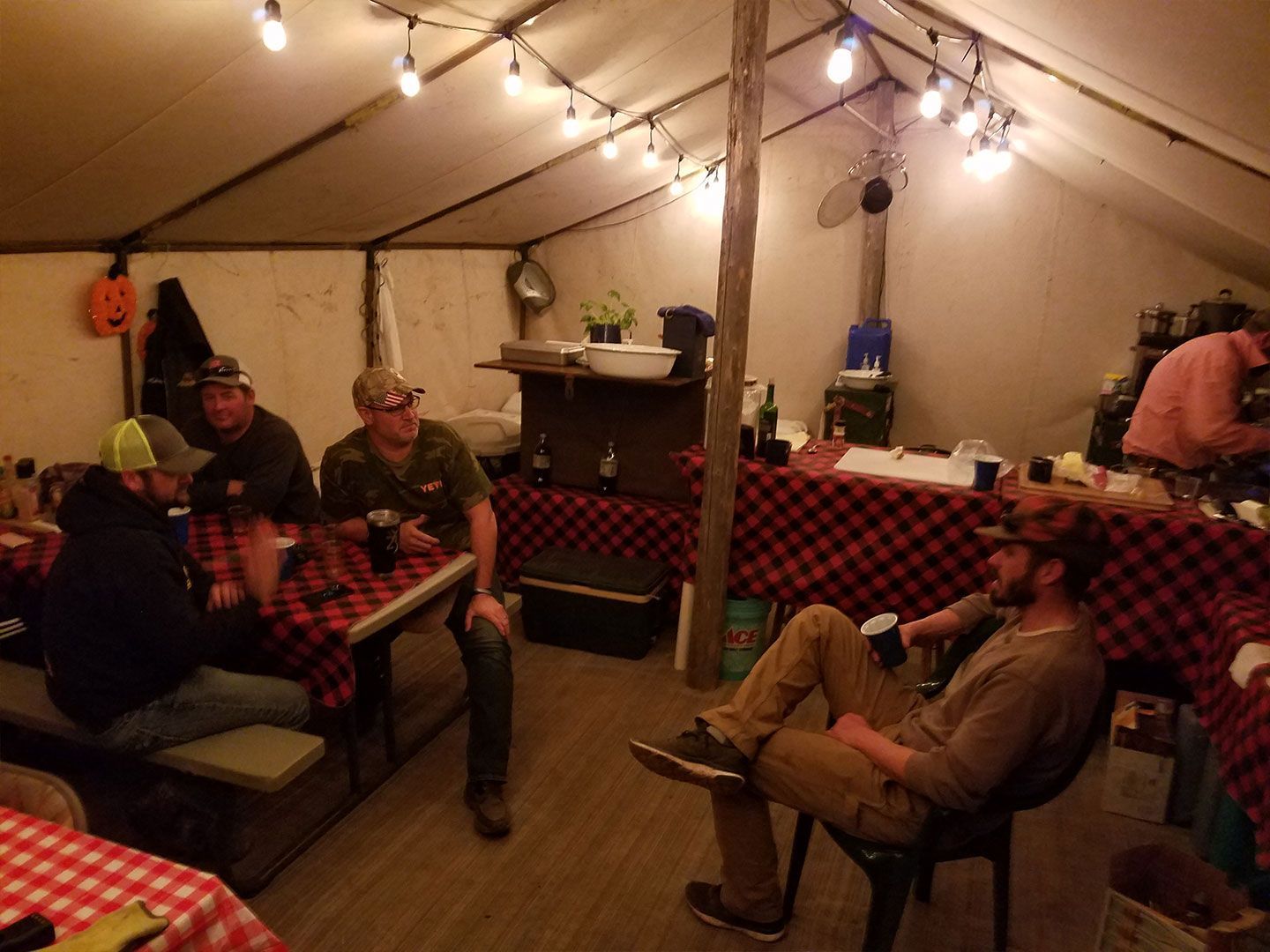 Lone Wolf Guide Service Camp
