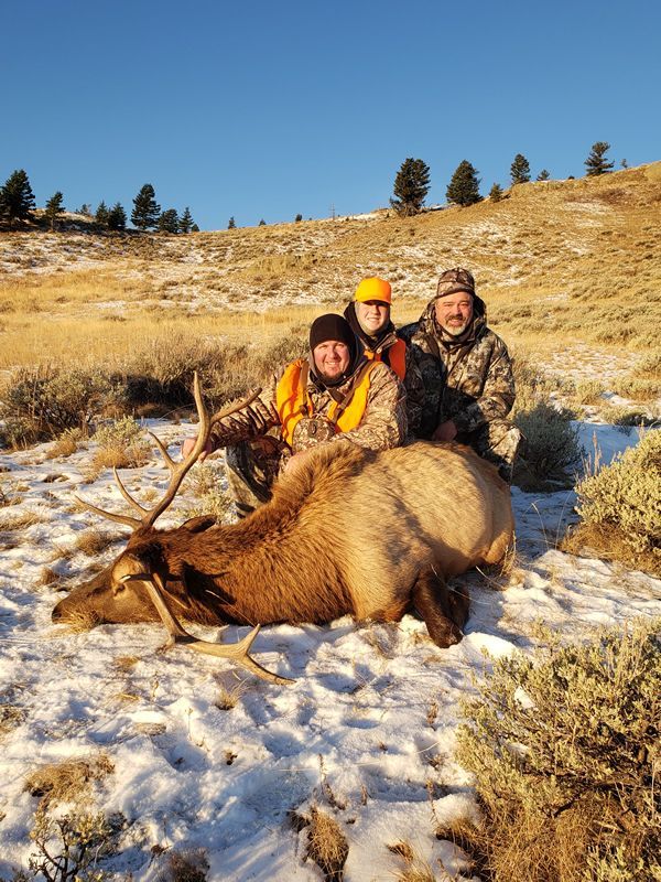 Lone Wolf Guide Service Hunt