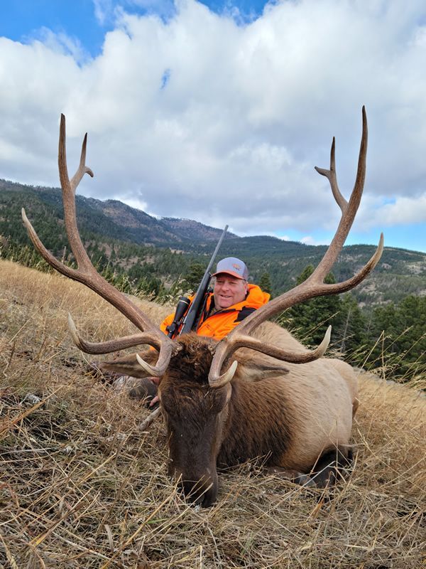 Lone Wolf Guide Service Hunt