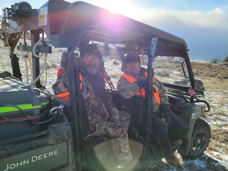 Lone Wolf Guide Service Hunt