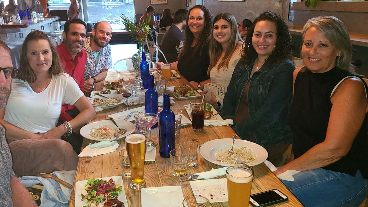 Dinner Meeting — Gainesville, FL — Cruz Davis Family & Cosmetic Dentistry Dinner Meeting — Gainesville, FL — Cruz Davis Family & Cosmetic Dentistry