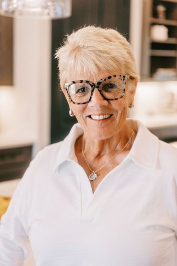 Linda McCarthy, Hardesty Homes sales manager is ready to speak with you about your new home.