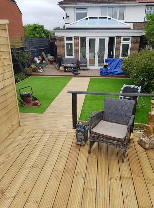 Decking by Walton Paving