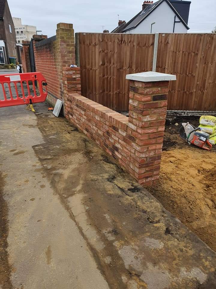 Walton Paving install fencing and build quality brick walls