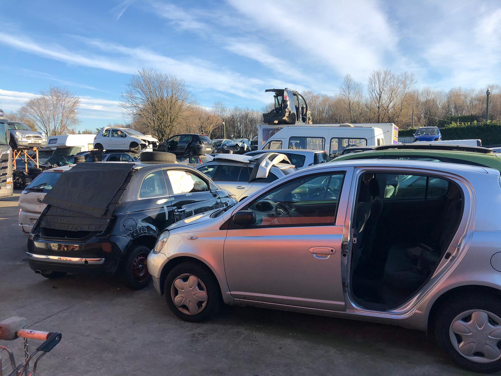 demolizione auto