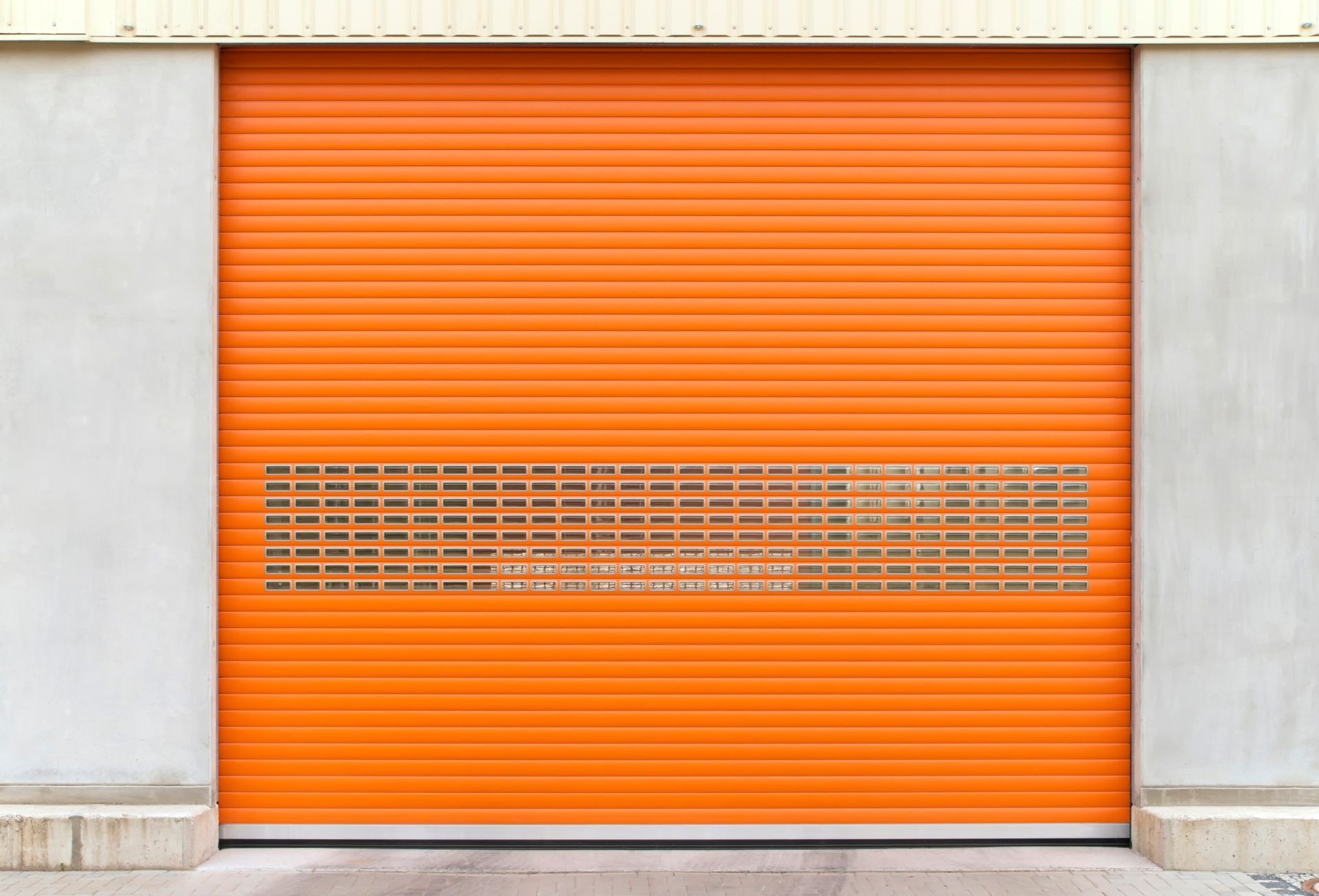 Este color es el ideal para tu cortina metálica 