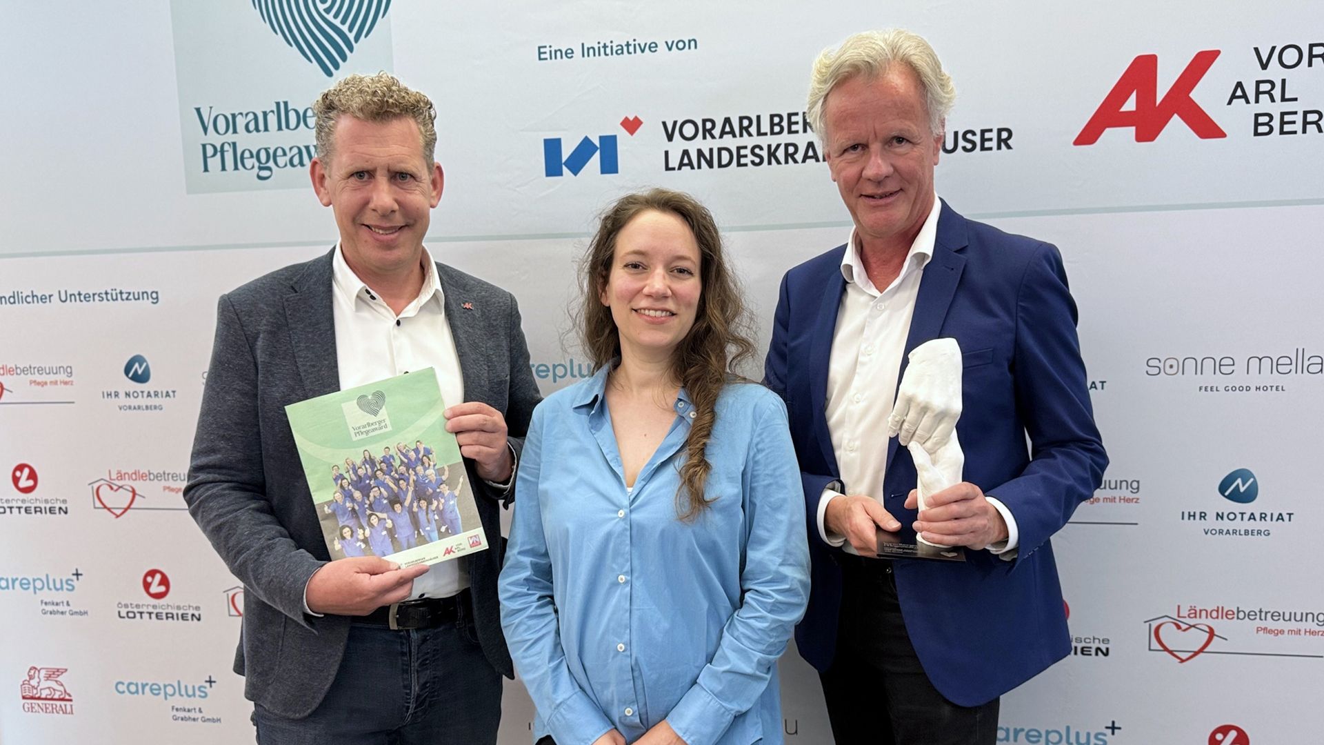 Bernhard Heinzle, Präsident AK Vorarlberg; Isabel Russ, Chefredakteurin VN; Gerald Fleisch, Geschäftsführer Vorarlberger LKH;