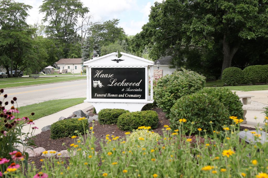 Twin Lakes | Haase-Lockwood & Associates Funeral Home