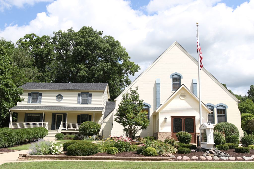 Twin Lakes | Haase-Lockwood & Associates Funeral Home