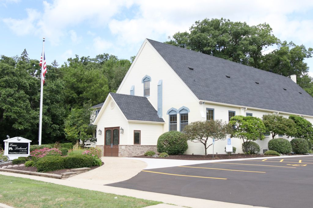 Twin Lakes | Haase-Lockwood & Associates Funeral Home