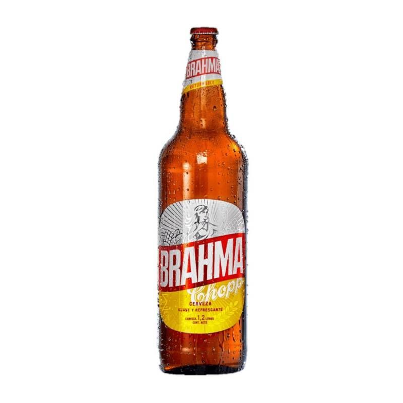 Botella de cerveza Brahma, líquido ámbar, etiqueta blanca y amarilla, texto rojo.