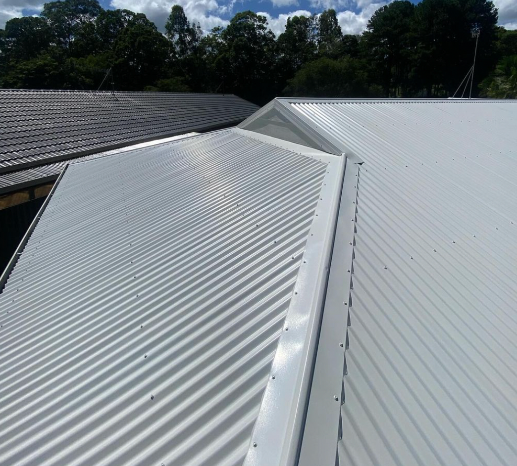 A clean Colorbond roof