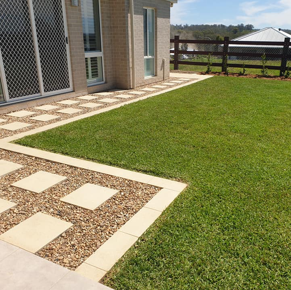 Professional Landscape — Mt Riverview, NSW ¬¬— Eternal Landscapes Professional Landscape — Mt Riverview, NSW ¬¬— Eternal Landscapes